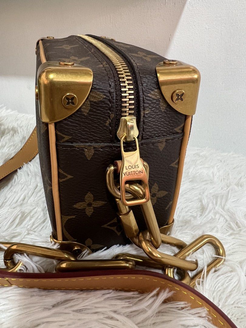 Louis Vuitton Petite Malle Handbag (Category: Luxury Bags & Wallets) located in Batangas. Submitted by aizenaudrix232429 (Listing ID 1428827730, Image 3). Description: Coded makinis.