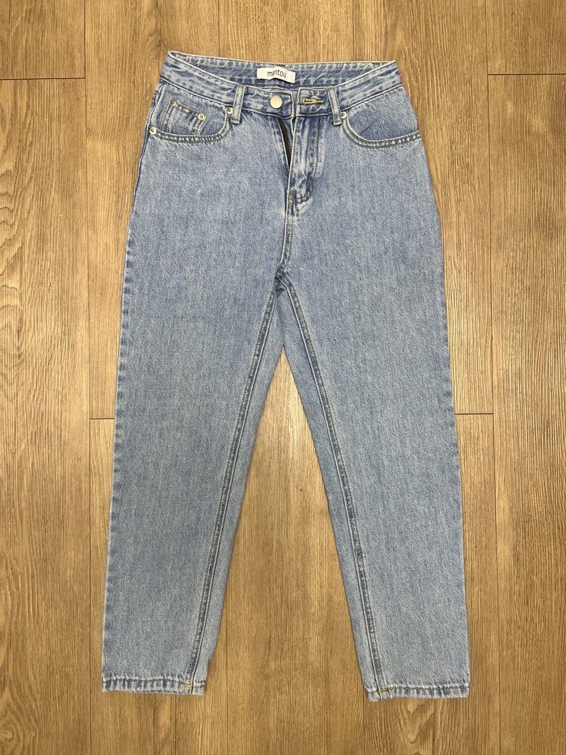 Mantou Jessie Mom Jeans (Category: Jeans) located in Baguio. Submitted by lovedbycsr (Listing ID 1428912399, Image 1). Description: .