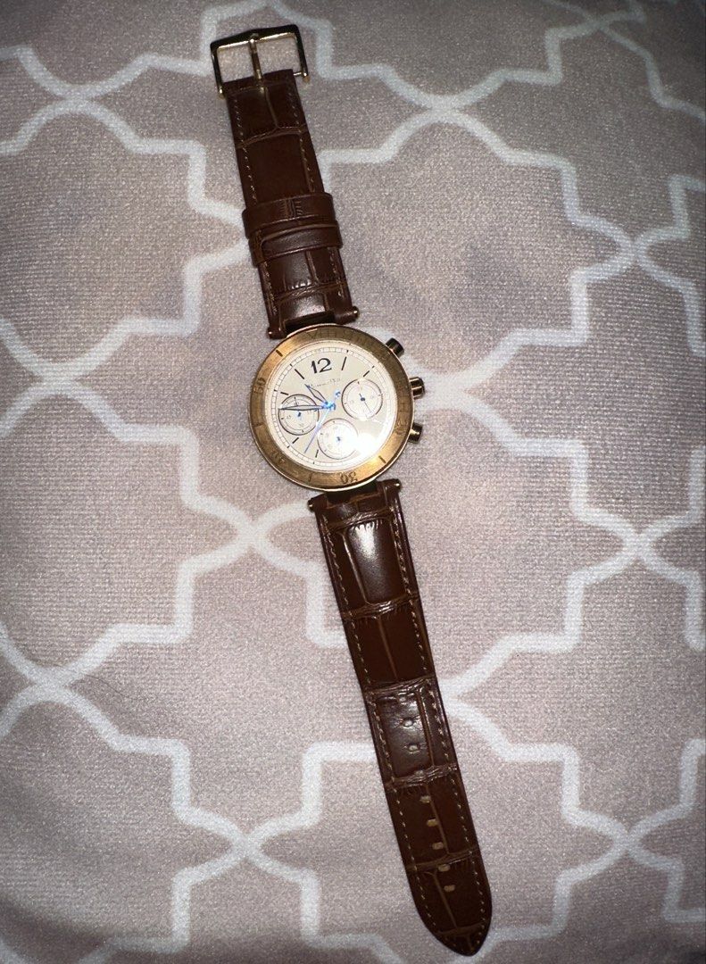 Massimo Dutti watch with genuine leather strap (Category: Luxury Watches) located in Manila. Submitted by pmrshops1 (Listing ID 1428909949, Image 3). Description: Battery needs replacement Cartier pasha inspired design Dark brown genuine leather strap (adjustable) .
