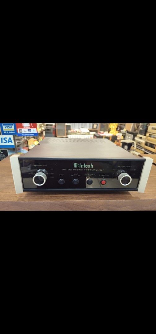 McIntosh MP100 Phono Preamplifier