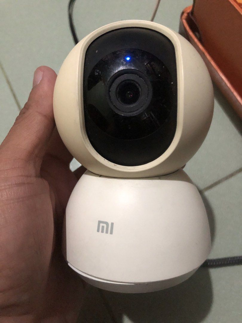 Mi smart security camera ( defective ) (Category: Security Systems & CCTV Cameras) located in Quezon City. Submitted by markgolveo (Listing ID 1428931184, Image 1). Description: Mi smart security camera ( defective ) For parts out repairs Tested with power working Motor issue does not turn around needs repairs No sd card , cable included Unit only Signs of wears .
