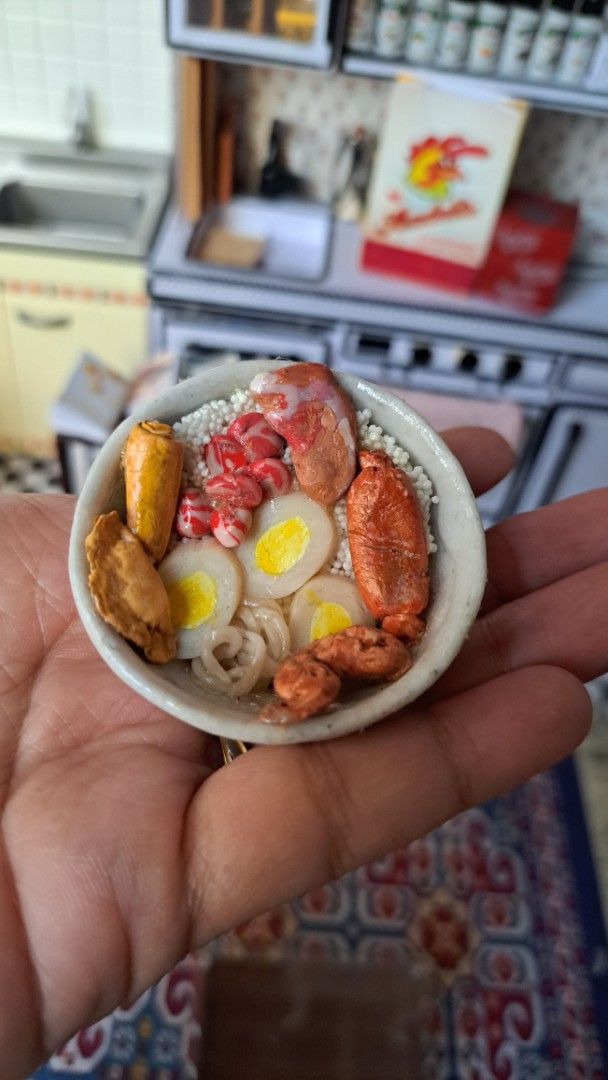 Miniature Food Bowl (Category: Dinnerware & Cutlery) located in Manila. Submitted by o382065 (Listing ID 1428878489, Image 2). Description: Miniature ramen bowl. 1:6 scale.