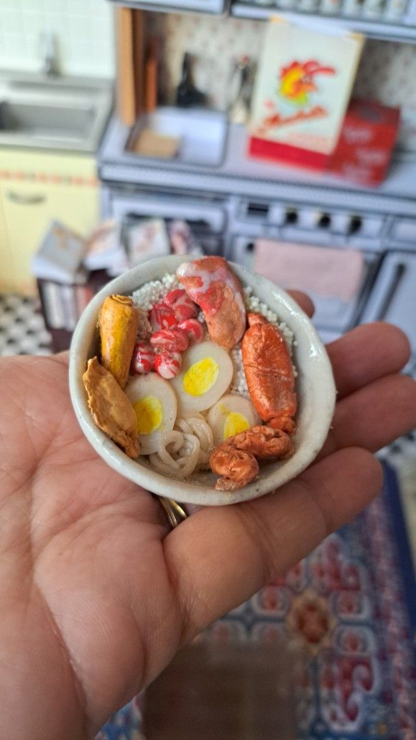 Miniature Food Bowl (Category: Dinnerware & Cutlery) located in Manila. Submitted by o382065 (Listing ID 1428878489, Image 1). Description: Miniature ramen bowl. 1:6 scale.