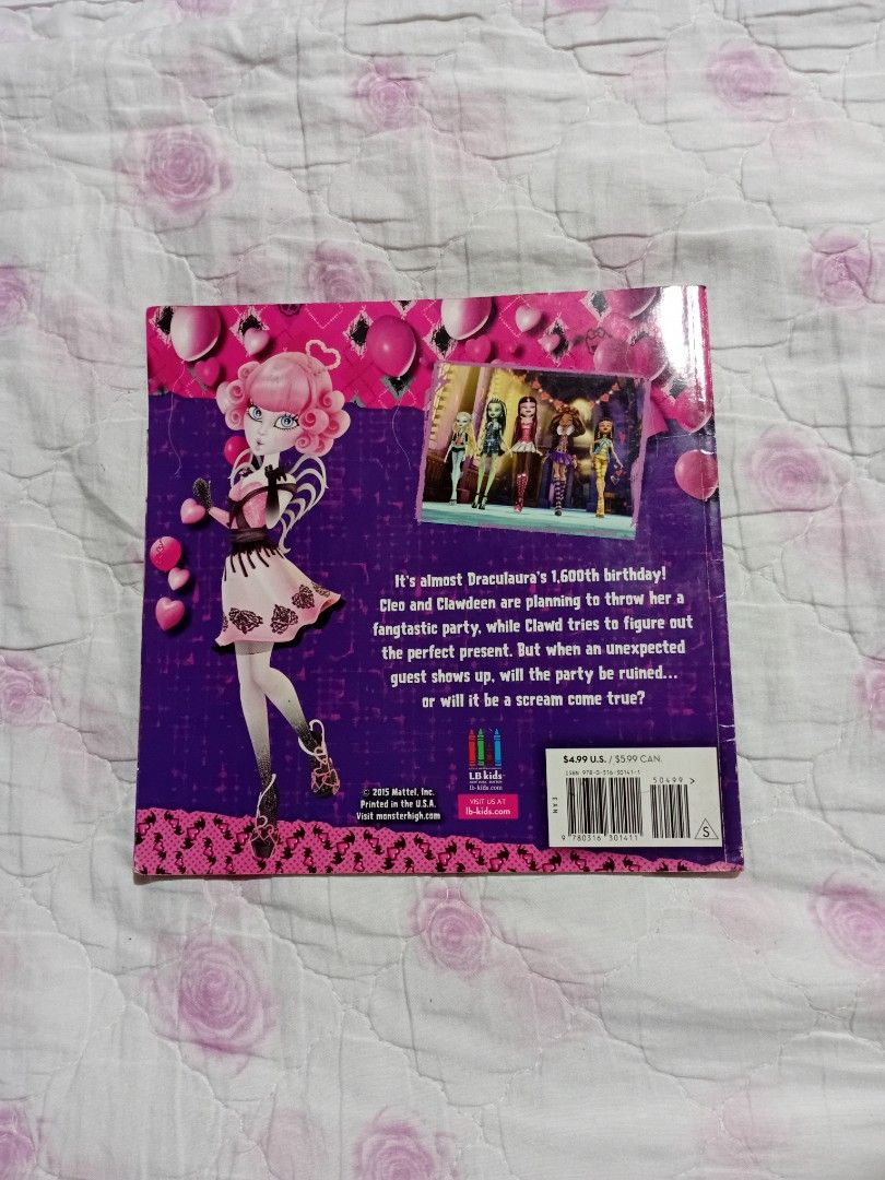 Monster High: Why Do Ghouls Fall in Love? Book (Category: Children's Books) located in San Juan City. Submitted by bisoussofia (Listing ID 1428919905, Image 2). Description: Book is about Monster High. It features characters like Draculaura and Clawdeen. The story revolves around Draculaura's 1600th birthday party. The book includes a set of cards with different Monster High characters. It's a fun read for Monster High fans..