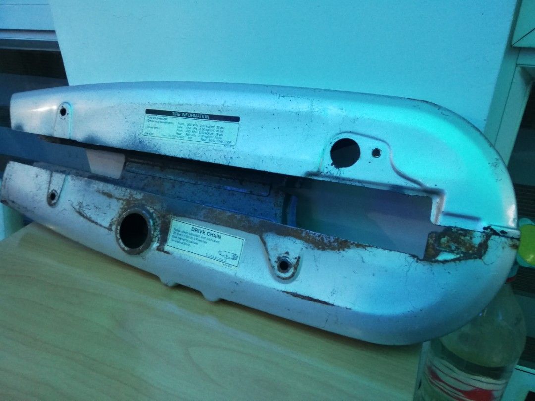 Motorcycle Chain Guard Honda Wave (Category: Other Motorcycles Parts and Accessories) located in Cainta. Submitted by inno.inno (Listing ID 1428894342, Image 3). Description: Honda Wave 125 chain guard/cover OEM Stock part .