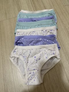 (Category: ) located in . Submitted by allyls (Listing ID 1428895894, Image 1). Description: .