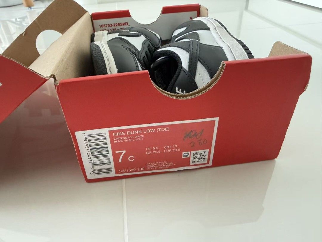 Nike (Category: Babies & Kids Fashion) located in Singapore. Submitted by dx1990 (Listing ID 1428894613, Image 3). Description: 95% new , my son dont like to wear.