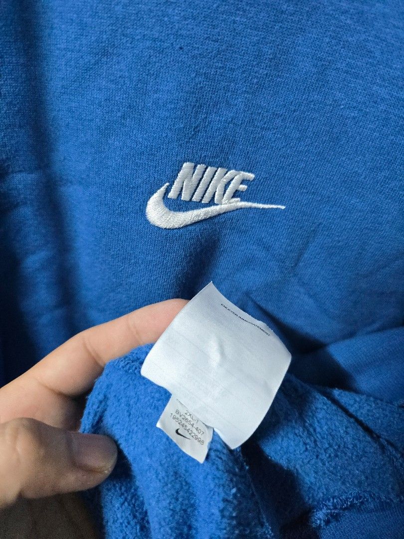 由 jaaeyy (刊登 ID 1428920579，圖片 3) 提交，位於 台北市 (Taipei) 的 Nike (類別：帽Ｔ、大學T)，說明：。
