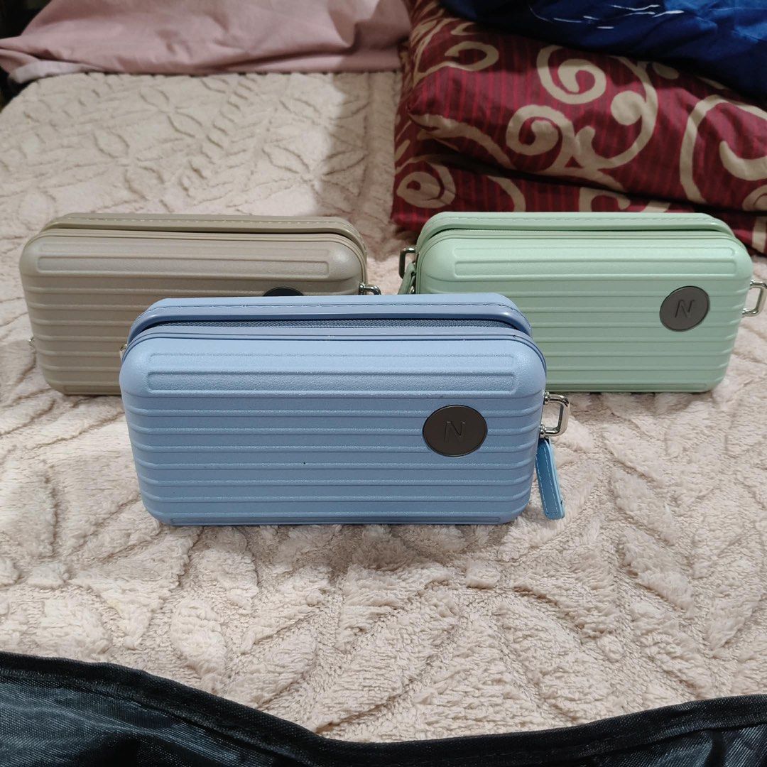 NuPrene Crossbody Bag (Category: Cross-body Bags) located in Bulacan. Submitted by pmlsg (Listing ID 1428928980, Image 2). Description: Seldom Used 750 each.