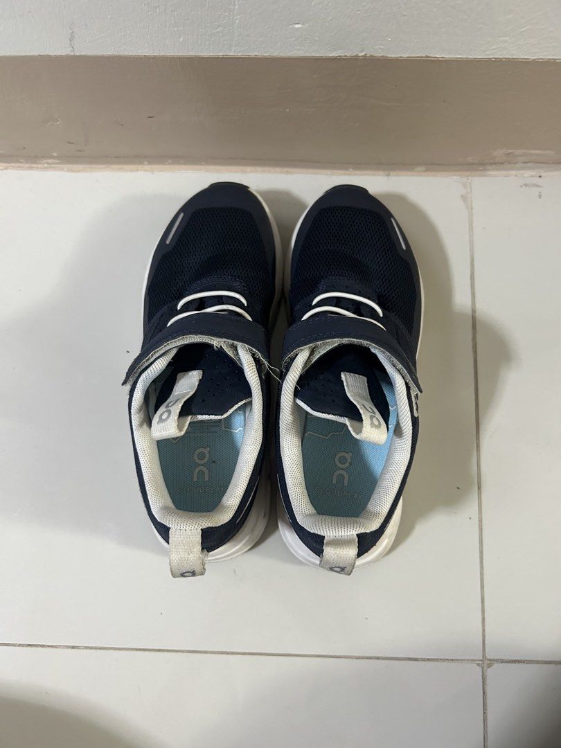 On Cloud Kids Shoes - Navy Blue (Category: Babies & Kids Fashion) located in Las Pinas. Submitted by voilecabrera (Listing ID 1428899638, Image 2). Description: Meet up place: mandaluyong pioneer st (tuesday-friday) Las pinas sm center (weekend).