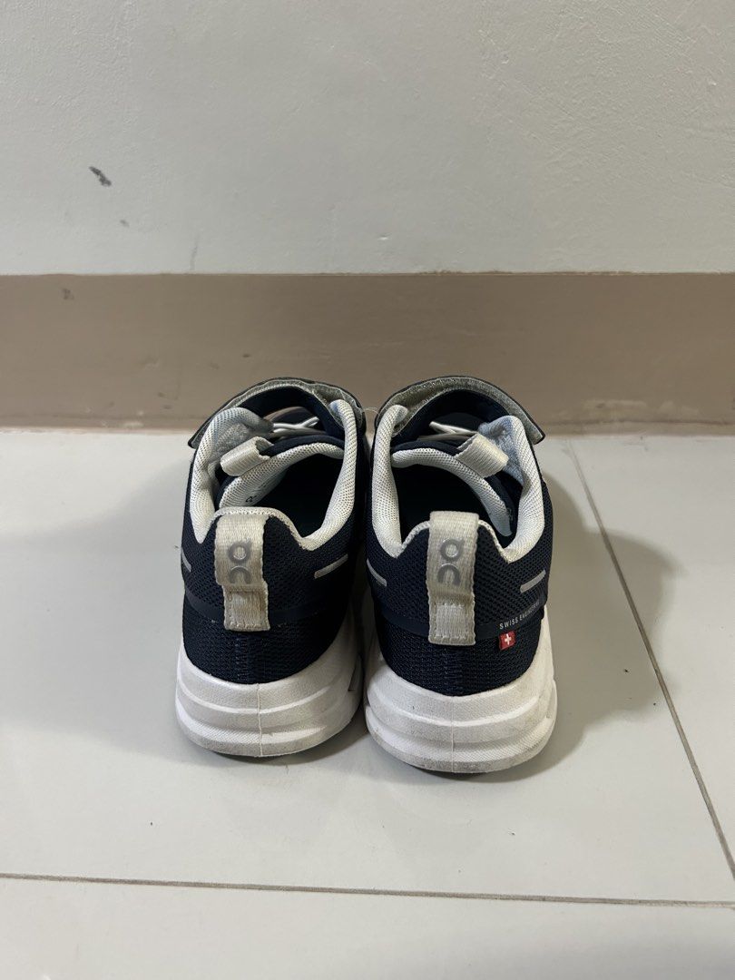 On Cloud Kids Shoes - Navy Blue (Category: Babies & Kids Fashion) located in Las Pinas. Submitted by voilecabrera (Listing ID 1428899638, Image 3). Description: Meet up place: mandaluyong pioneer st (tuesday-friday) Las pinas sm center (weekend).