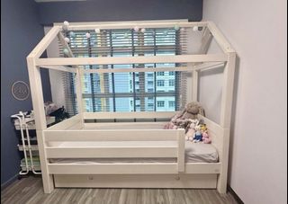 (Category: ) located in . Submitted by milesined (Listing ID 1428941820, Image 1). Description: .