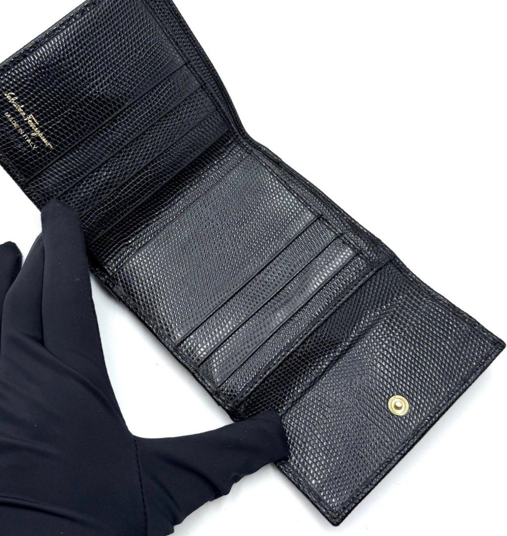 Salvatore Ferragamo Black Leather Wallet (Category: Luxury Bags & Wallets) located in Tarlac. Submitted by vectorreyes (Listing ID 1428902197, Image 3). Description: Salvatore Ferragamo Vara Bow Trifold Compact Wallet in black lizard skin embossed leather Code: 223058 💯 authentic original .