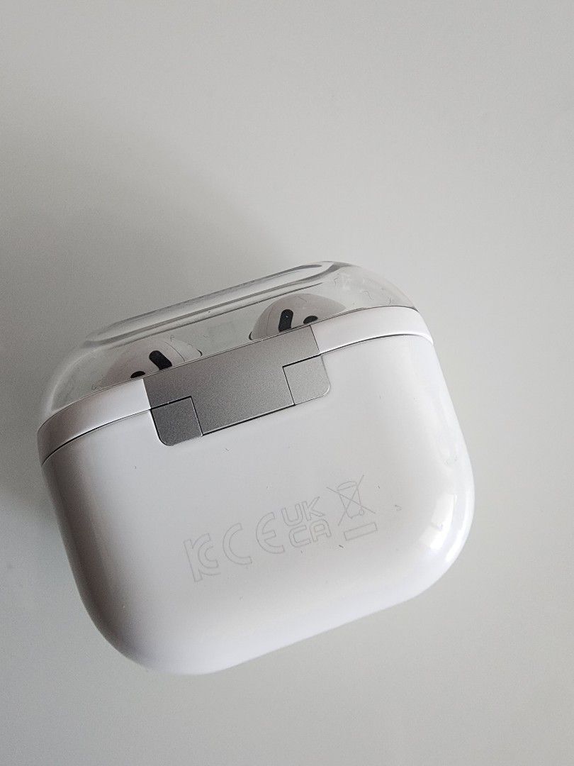 Samsung buds 3424121863652003842