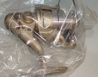 （分類：）位於 。 由 yl_hk 提交（商品編號 1428895817，圖片 1）。簡介： 。