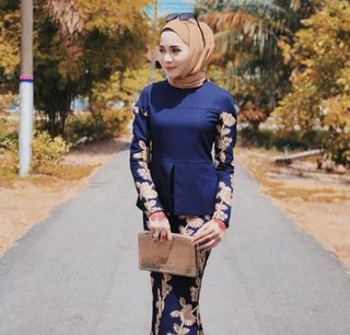 (Category: ) located in . Submitted by faraini00 (Listing ID 1428840571, Image 1). Description: .