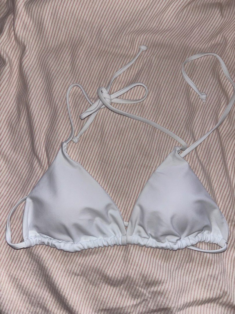 Shein White Bikini Top (Category: Bikinis & Swimsuits) located in Quezon City. Submitted by _yingf (Listing ID 1428808253, Image 2). Description: Brand New Never Worn Rfs: Size too small .