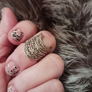 (Category: ) located in . Submitted by brandedbagspreloved (Listing ID 1428876741, Image 1). Description: .