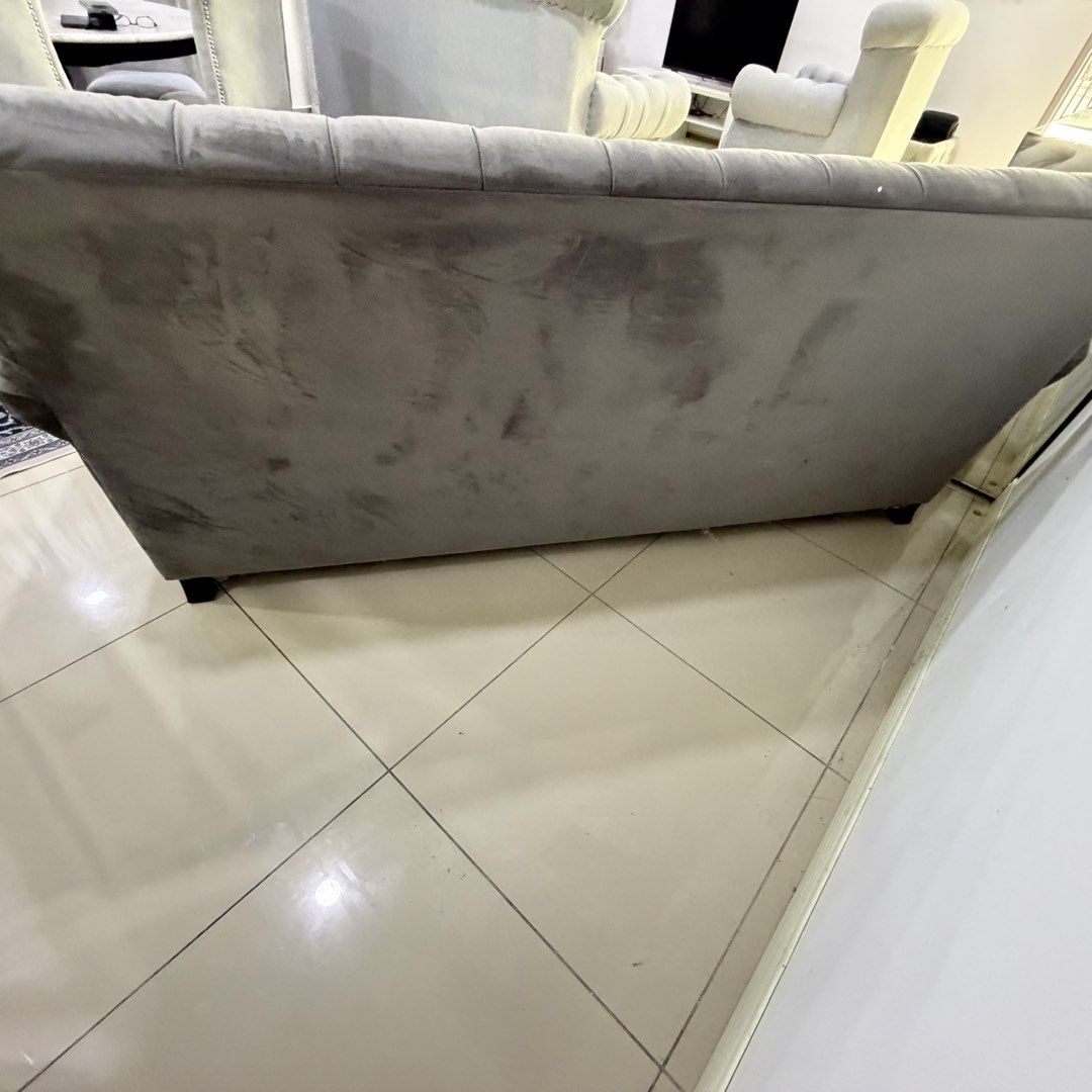 Sofas (Category: Sofas) located in Seremban. Submitted by noname_786 (Listing ID 1428827405, Image 3). Description: .
