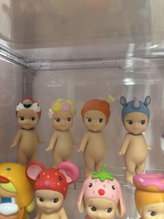 (Category: ) located in . Submitted by sprinklessparkles (Listing ID 1428935944, Image 1). Description: .