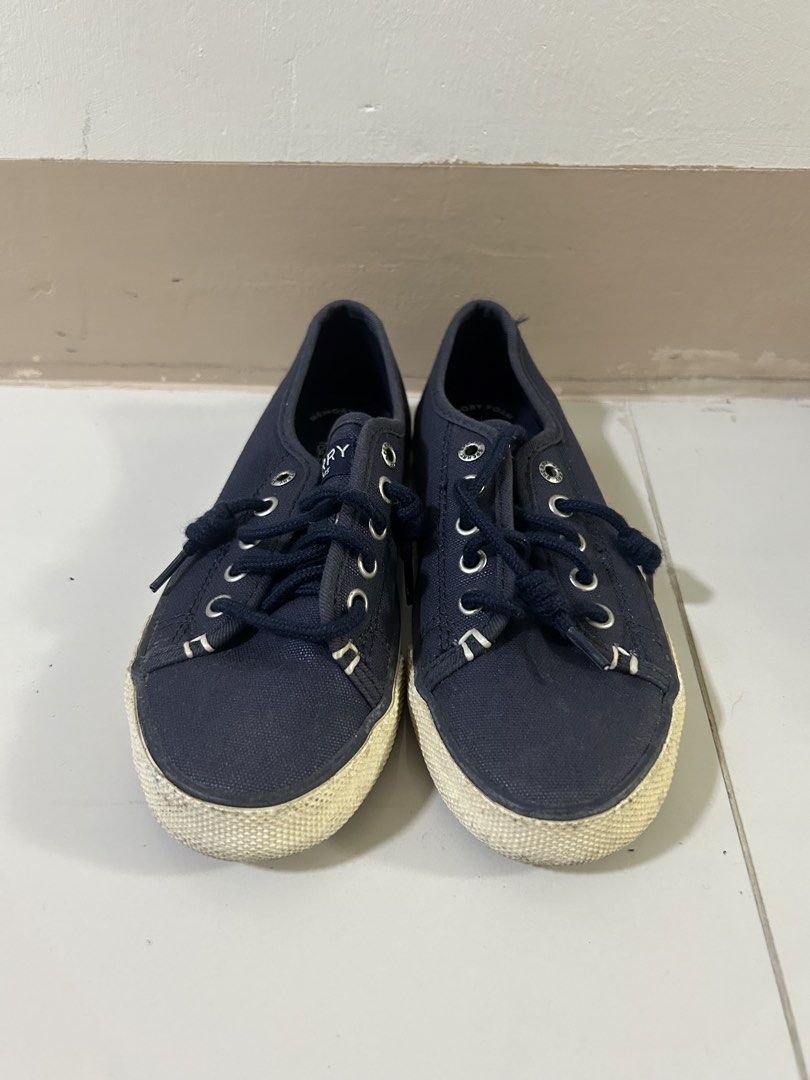 Sperry Top-Sider Seacoast Navy Blue Sneakers (Category: Sneakers) located in Las Pinas. Submitted by voilecabrera (Listing ID 1428898658, Image 1). Description: Meet up place: mandaluyong pioneer st (tuesday-friday) Las pinas sm center (weekend).