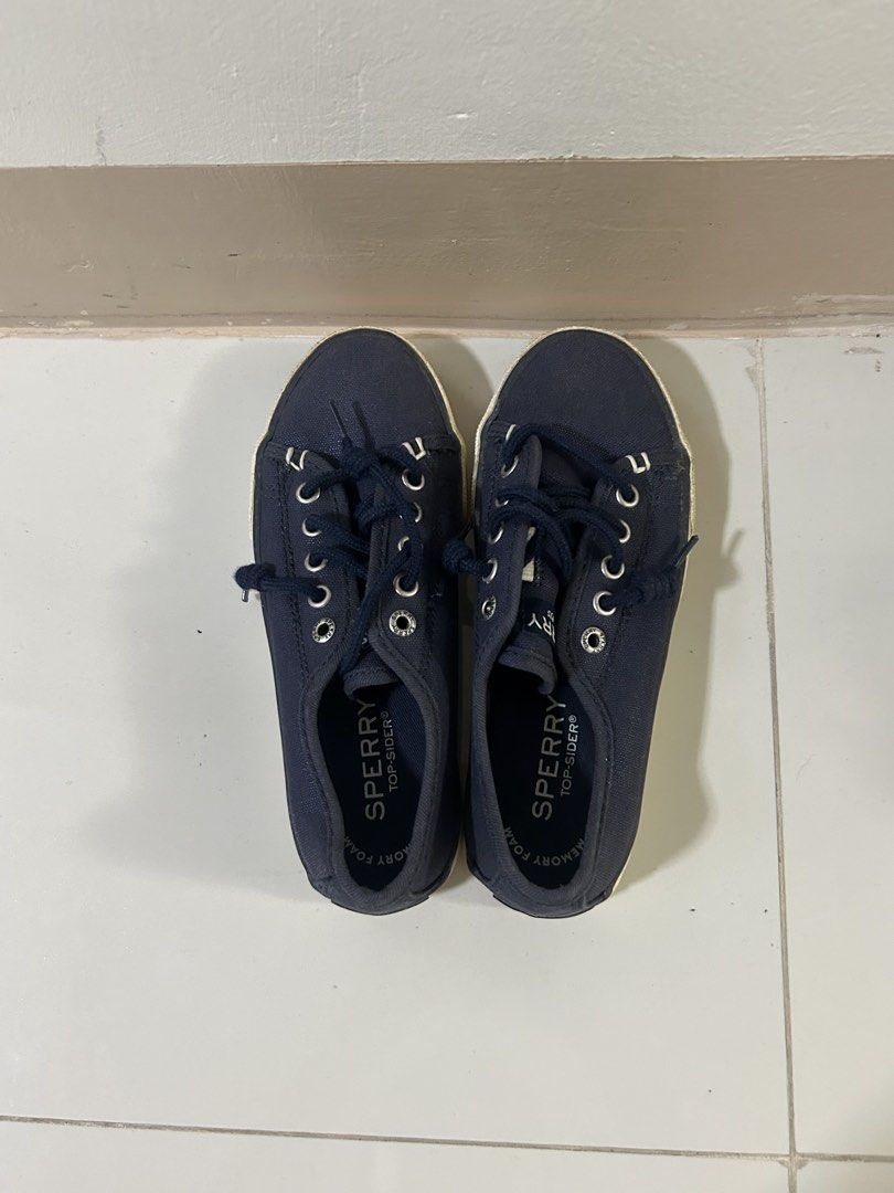 Sperry Top-Sider Seacoast Navy Blue Sneakers (Category: Sneakers) located in Las Pinas. Submitted by voilecabrera (Listing ID 1428898658, Image 2). Description: Meet up place: mandaluyong pioneer st (tuesday-friday) Las pinas sm center (weekend).