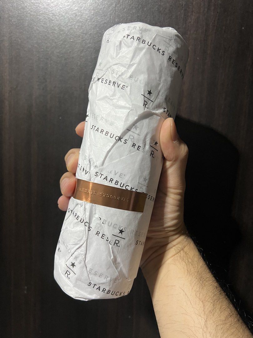 Starbucks Reserve Tumbler (Category: Water Bottles & Tumblers) located in Quezon City. Submitted by flybuys_carl (Listing ID 1428805913, Image 3). Description: Starbucks Reserve Seattle Coordinate Stainless Steel Tumbler 16 Oz Brand new .
