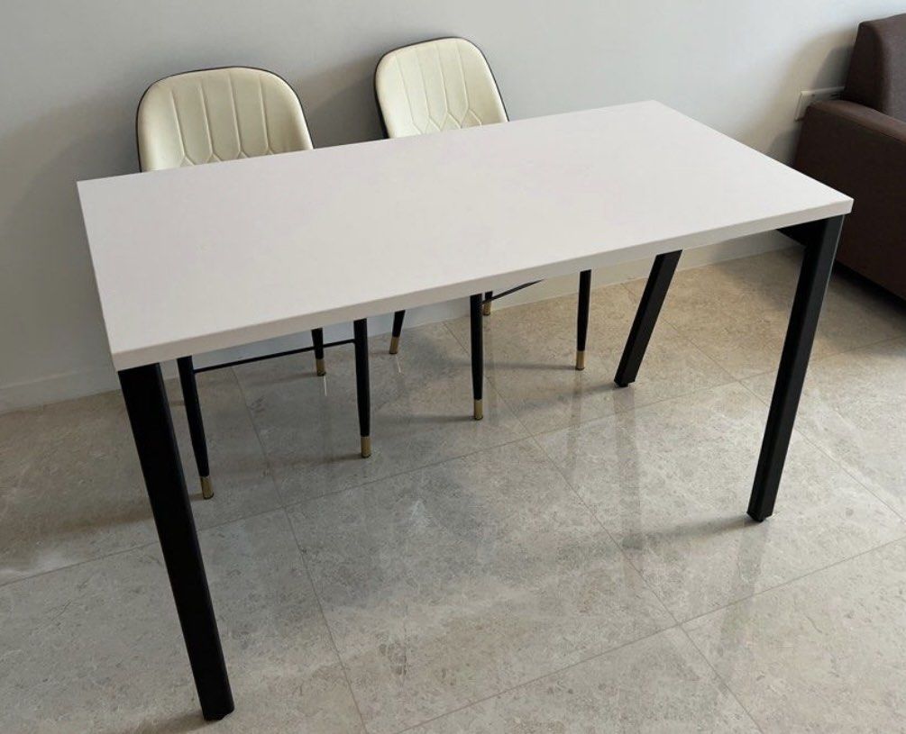 Study Table (Category: Tables & Sets) located in Singapore. Submitted by cherry.blossom (Listing ID 1428935482, Image 2). Description: In pristine condition Dimension: 120 x 60 x 75 (cm).