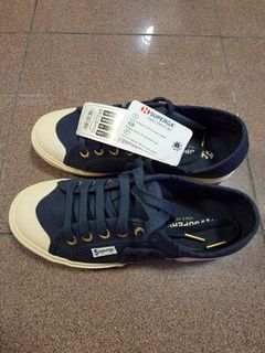 （分類：）位於 。 由 90_stock 提交（商品編號 1428903803，圖片 1）。簡介： 。