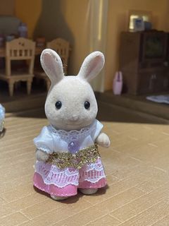 Sylvanian Families Rabbit in Yellow Dress, Hobbies & Toys, Toys & Games ...