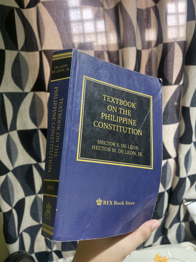 Textbook on the Philippine Constitution byHECTOR DE LEON (Category: Textbooks) located in Zamboanga. Submitted by glorialouieescote4694 (Listing ID 1428827653, Image 1). Description: Good for Polsci, Pub ad and Law student.