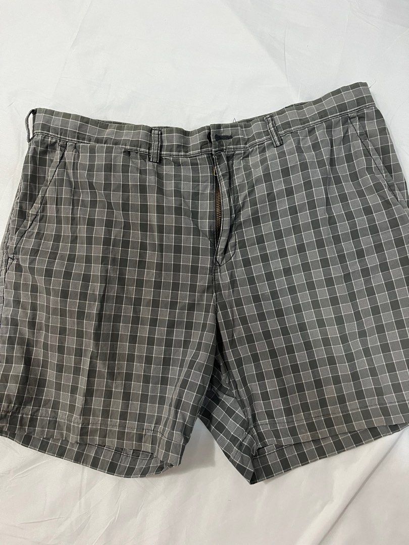 Tommy Hilfiger Checkered Shorts (Category: Shorts) located in San Simon. Submitted by itsyoboikristof (Listing ID 1428917276, Image 1). Description: .