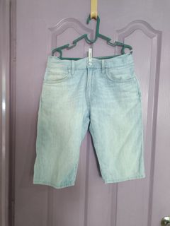(Category: ) located in . Submitted by sellss (Listing ID 1428823363, Image 1). Description: .