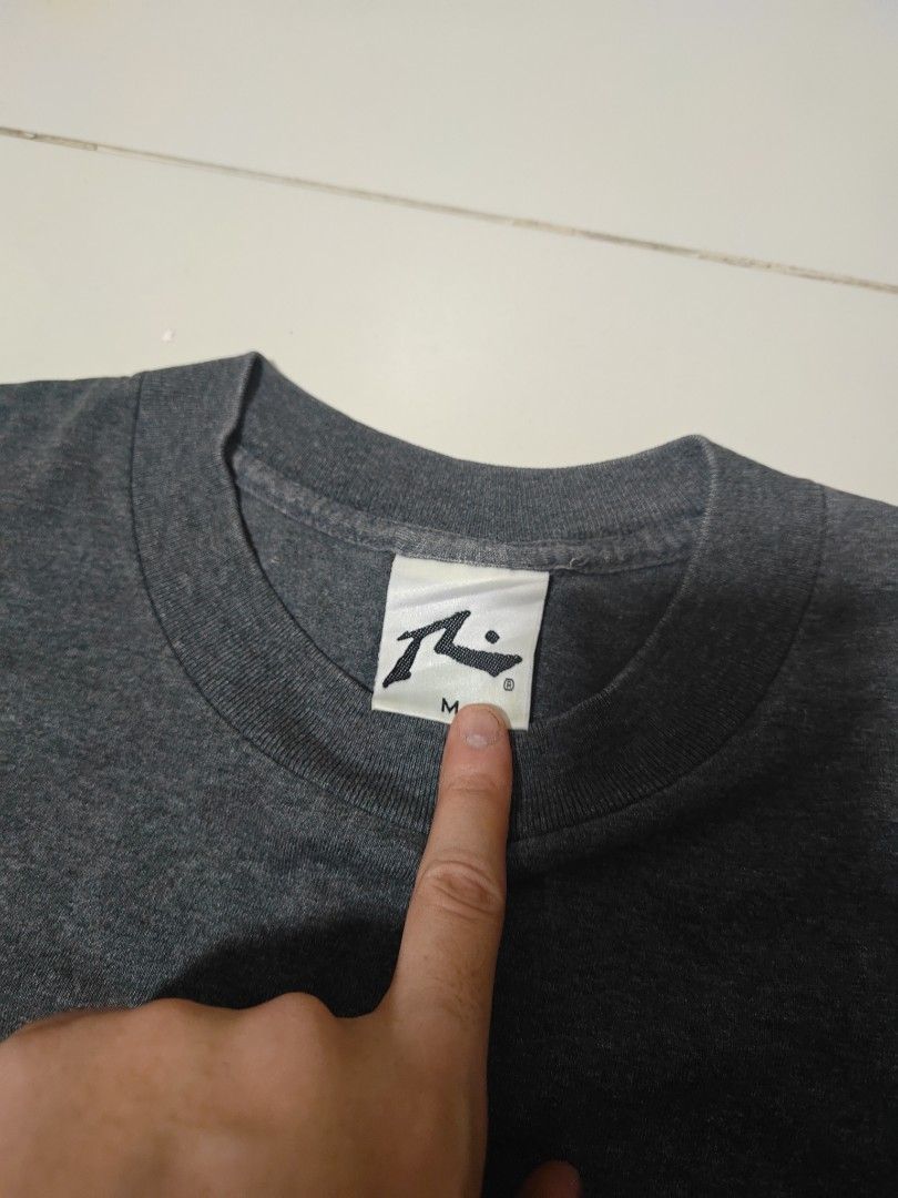 Vintage Rusty (Category: Tshirts & Polo Shirts ) located in Naga. Submitted by thee.iv (Listing ID 1428935613, Image 3). Description: Medium on tag, 21x28 ❤️‍🔥NEGOTIABLE!! - Rusty surf company japanese graphics TAGS (IGNORE): Quiksilver, Billabong, Oakley, Ripcurl, O'neill, and Rusty.