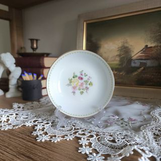 (Category: ) located in . Submitted by billis_vintage_finds (Listing ID 1428854810, Image 1). Description: .