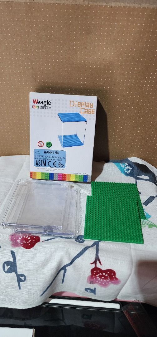 Weagle mini block display case (Category: Storage Boxes & Baskets) located in Baguio. Submitted by coffeesilvershadow_28 (Listing ID 1428868196, Image 1). Description: - From HK box, brand new condition - Approximately 4 inch by 3.5 inch - 4 pcs available - Baguio dropping - Jnt shipping- Payment first plus sf before shipping Price💥100 each💥.