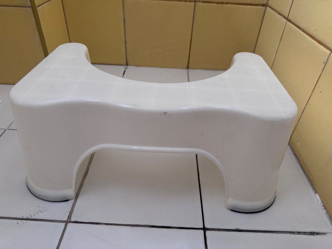 White Step Stool kids toilet (Category: Chairs) located in Manila. Submitted by decluterthings888 (Listing ID 1428811627, Image 3). Description: .