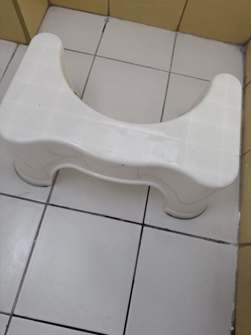 White Step Stool kids toilet (Category: Chairs) located in Manila. Submitted by decluterthings888 (Listing ID 1428811627, Image 2). Description: .