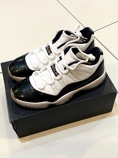 (Category: ) located in . Submitted by c.ccloset (Listing ID 1383395636, Image 1). Description: .
