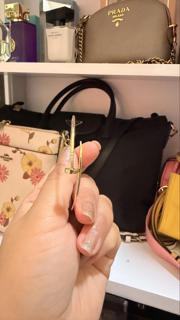 18k Nail Bangle (Category: Body Jewelry) located in Manila. Submitted by authenticprelovedmnls (Listing ID 1428993224, Image 3). Description: 18k nail bangle. Brandnew. Bought in mirage jewels a week ago.3.9 grams Bought for 8500 per gram. Letting go for 8300 per gram. Can provide proof of purchase. .