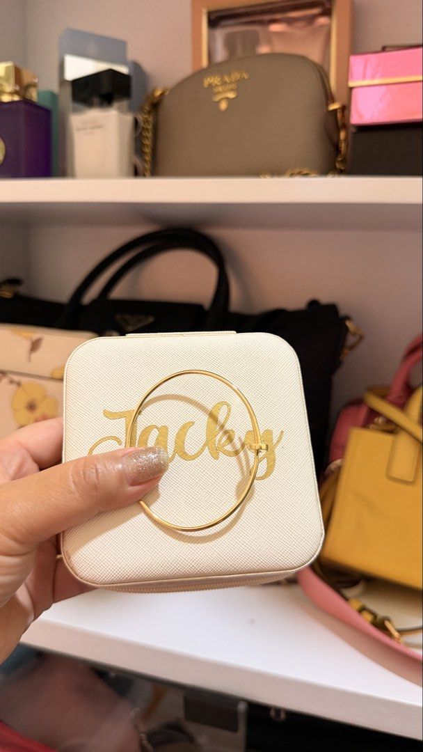 18k Nail Bangle (Category: Body Jewelry) located in Manila. Submitted by authenticprelovedmnls (Listing ID 1428993224, Image 2). Description: 18k nail bangle. Brandnew. Bought in mirage jewels a week ago.3.9 grams Bought for 8500 per gram. Letting go for 8300 per gram. Can provide proof of purchase. .