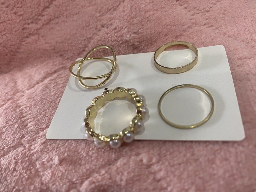 4pc ring (Category: Rings) located in Singapore. Submitted by glassgal (Listing ID 1429050256, Image 2). Description: .