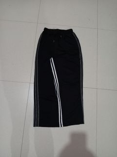 (Category: ) located in . Submitted by margiela (Listing ID 1429004042, Image 1). Description: .