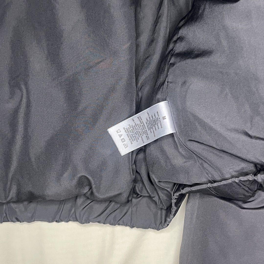 Aeropostale Remixed Down Puffer Jacket - Medium (Category: Coats, Jackets and Outerwear) located in Baguio. Submitted by cleverturtle1 (Listing ID 1429020253, Image 3). Description: Aeropostale Remixed Down Puffer Jacket In good condition (minor flaw at last pic) Shipping is shouldered by buyer Size: Medium Color: Gray ✅ Length: 21.5 in ✅ Width: 17 in ✅ Sleeve: 35 in Color Rate: 9/10 Flaws: Small burn-like patch (Item color vary due to lighting) 