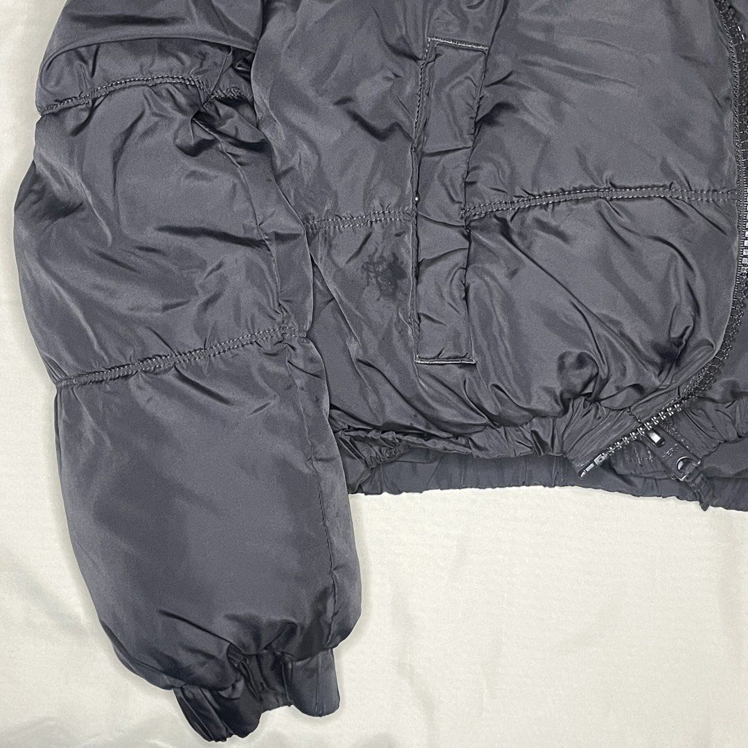 Aeropostale Remixed Down Puffer Jacket - Medium (Category: Coats, Jackets and Outerwear) located in Baguio. Submitted by cleverturtle1 (Listing ID 1429020253, Image 2). Description: Aeropostale Remixed Down Puffer Jacket In good condition (minor flaw at last pic) Shipping is shouldered by buyer Size: Medium Color: Gray ✅ Length: 21.5 in ✅ Width: 17 in ✅ Sleeve: 35 in Color Rate: 9/10 Flaws: Small burn-like patch (Item color vary due to lighting) 