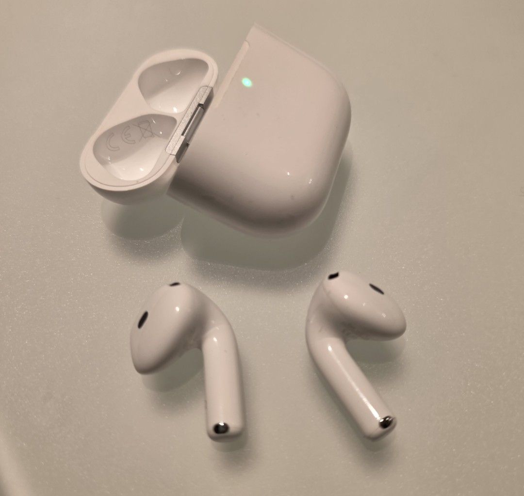 Apple AirPods 4414077417234769922
