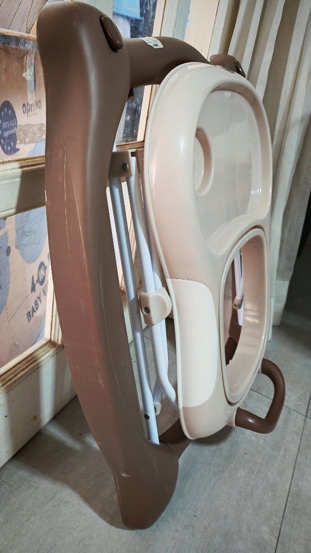 Apruva 4-in-1 Baby Walker (Category: Infant Playtime) located in Calamba. Submitted by puremoon_99c9e1 (Listing ID 1429120049, Image 1). Description: apruva walker nagiging racker sya na fo fold din para save sa space, with box pa. no issue malinis upuan walang punit at sira pwedeng pwede sa maselan.