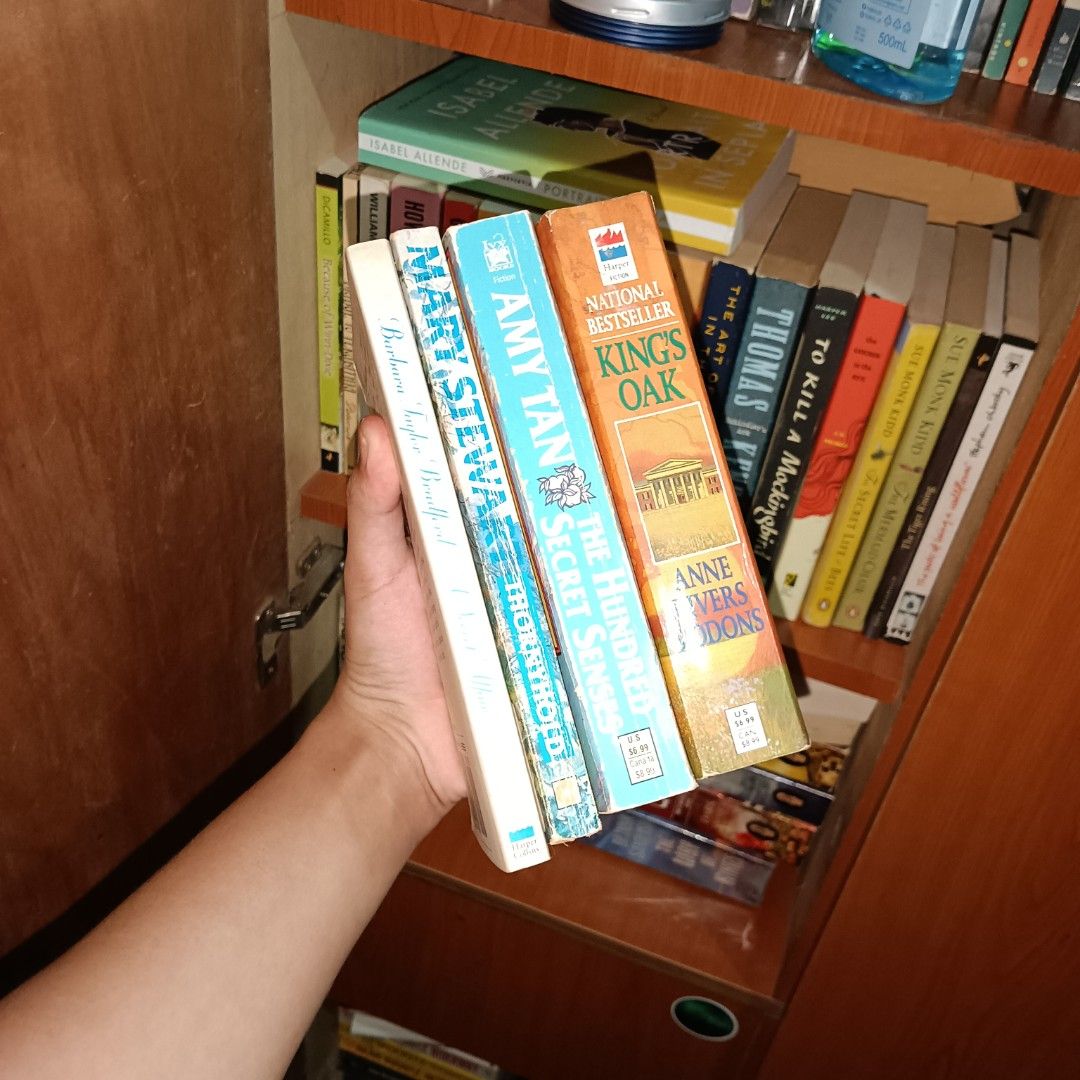Assorted Book Bundle (Category: Storybooks) located in Santa Rosa. Submitted by buqstur (Listing ID 1429126078, Image 2). Description: Romance books - In good condition - no annotations ❗You can get a 20% off on the shipping fee on up to three or more purchases.❗ pm for inquiries.