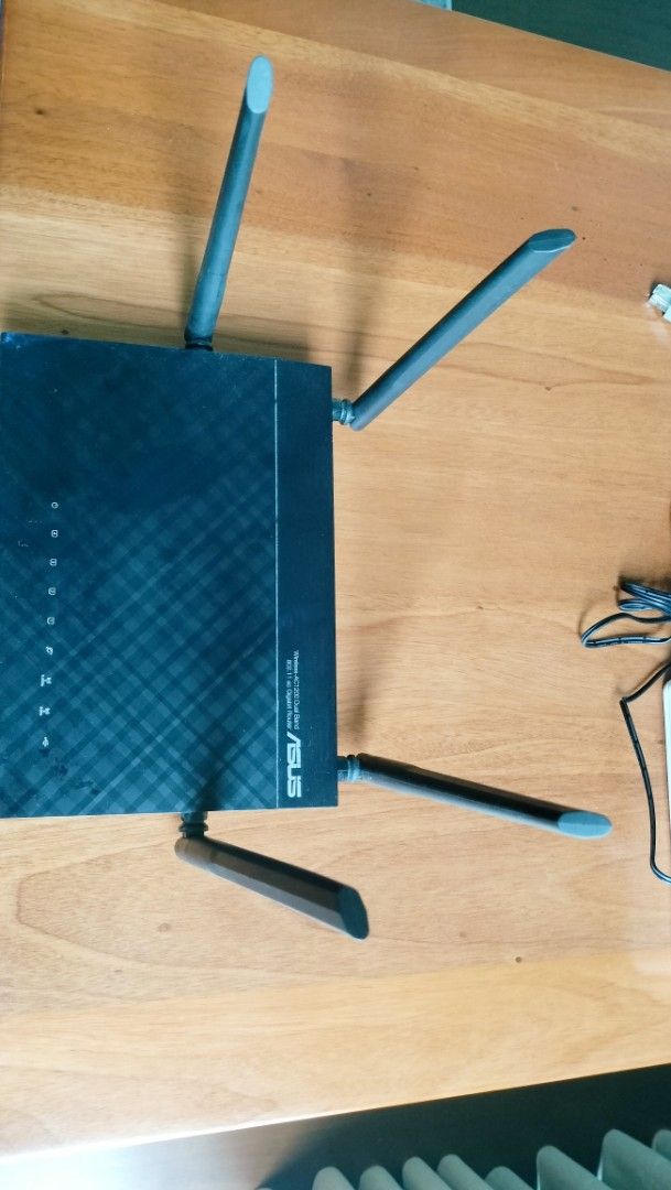 ASUS AC1200 Dual Band Gigabit Router