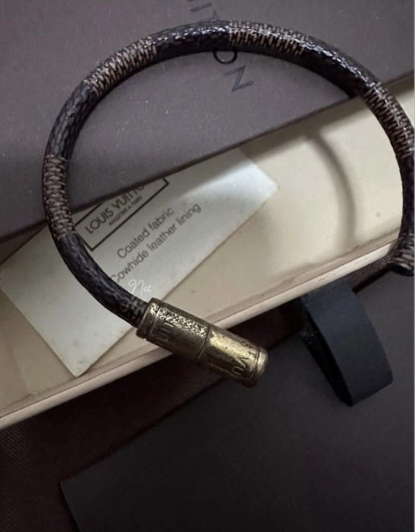 Authentic LV Keep It Bracelet Damier Ebene (Category: Luxury Accessories) located in Cavite. Submitted by trendydotnet (Listing ID 1429052836, Image 3). Description: READ BELOW! SWIPE➡️ PHOTO DETAILS 🔍ITEM GUARANTEED 💯% AUTHENTIC Authentic LV Bracelet Keep it Damier Ebene - With Box, Tag, Paper Bag and Official Receipt from LV Store - Size - Small - Readable Code PS: Need to Repair putulan nyo nalang. Nahila ko kasi. (See last photo) - Not for 